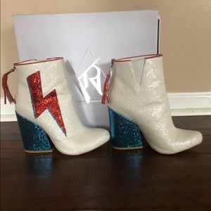 Glittery Ziggy YRU pumps